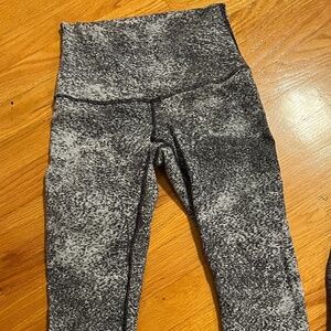 high times lululemon legging size 4